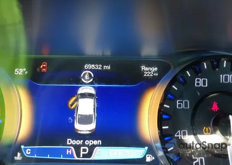 2016 Chrysler 200 S z USA, uszkodzony, nr VIN 1C3CCCBB6GN182261